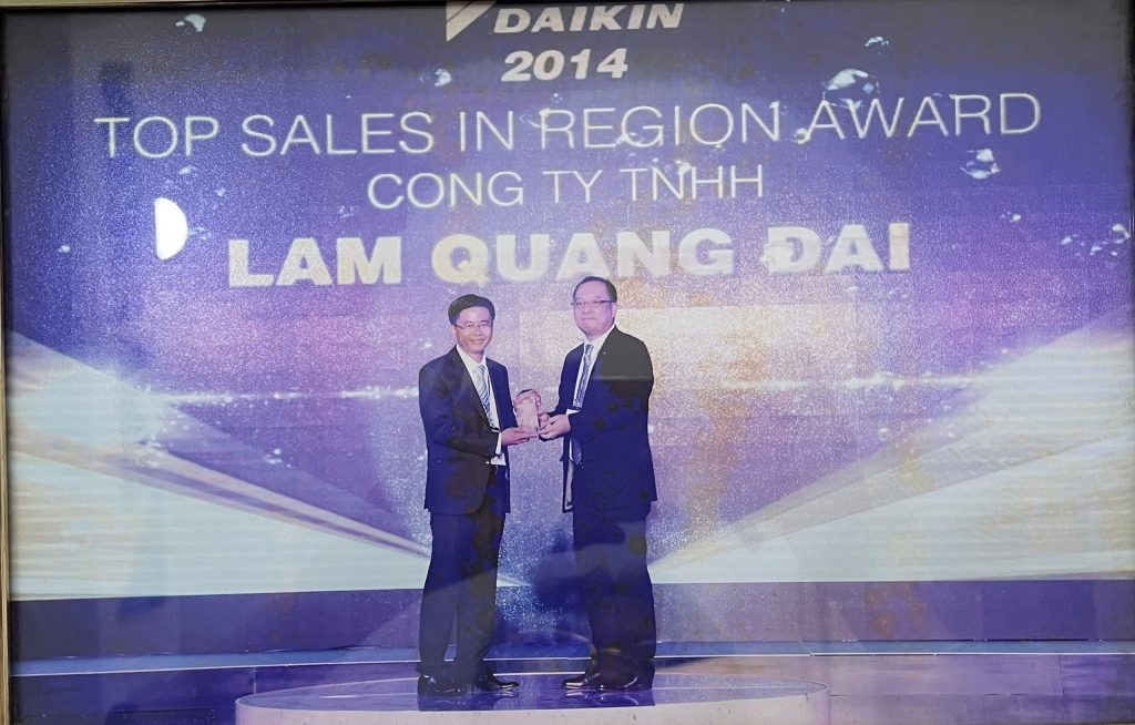 Top Sales In Saigon Award 2014 Lâm Quang Đại